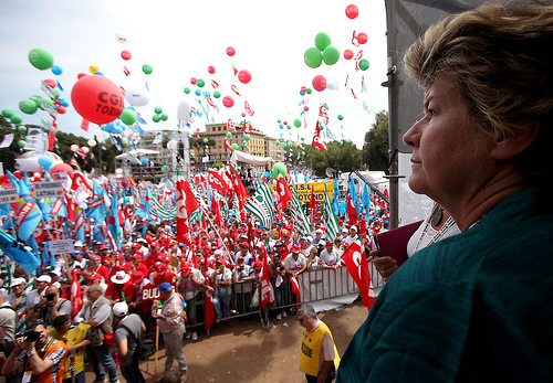 Lavoro: Camusso, dal Governo servono risposte, basta annunci