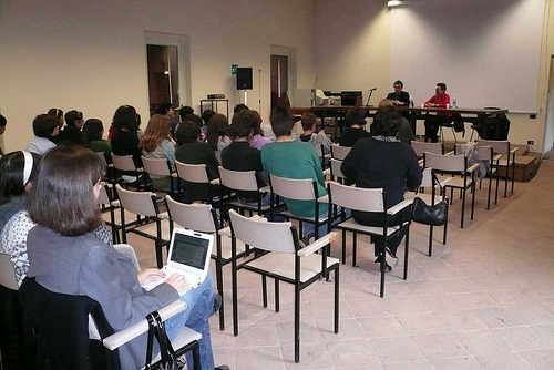 Le Voci oltre i silenzi