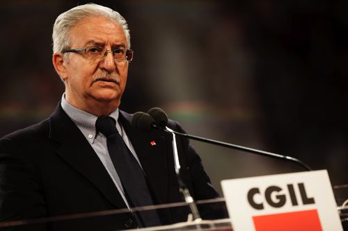 Megale al Congresso CGIL: “il sindacato non porge l’altra guancia”