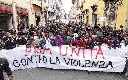 Omicidio di Zakir, piu’ di mille marciano in corteo a Pisa
