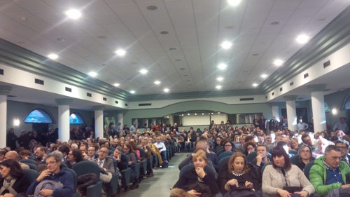 Udine: Assemblea di piazza