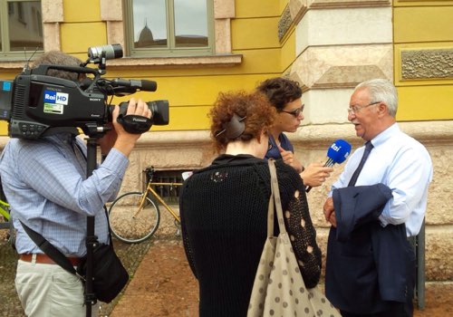 #StopSna: a Trento manifestazione contro contratto truffa appalto assicurativo