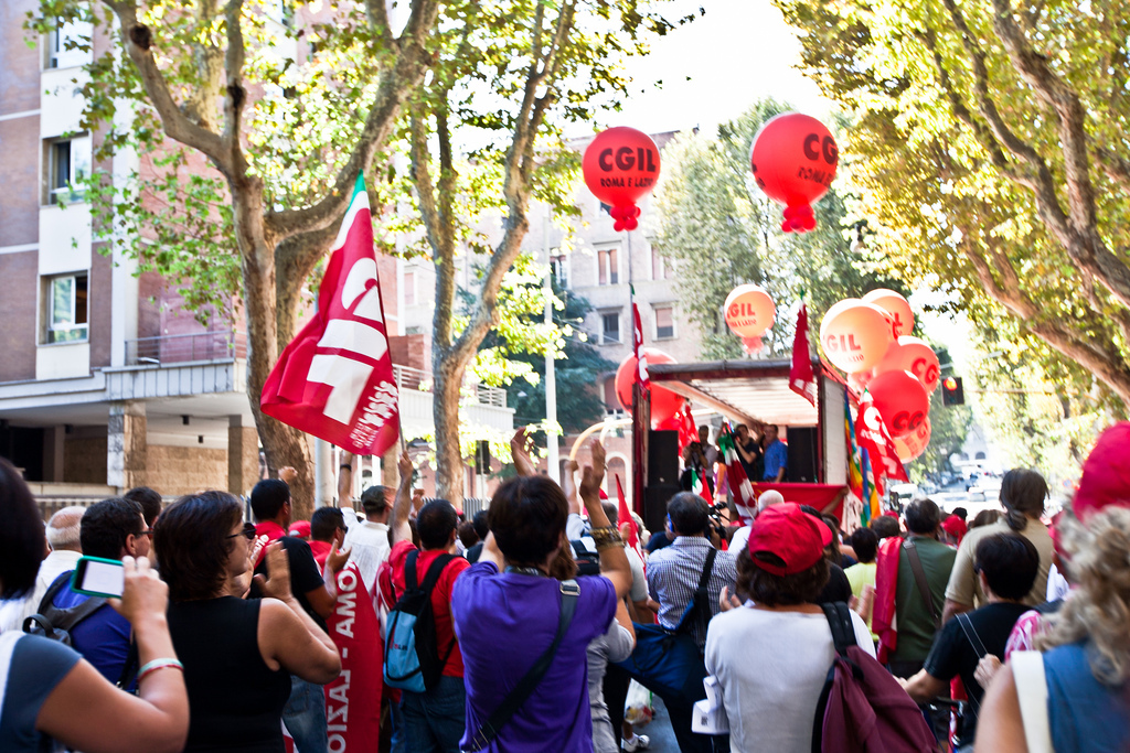 Contratti: nuovo confronto tra Cgil, Cisl e Uil
