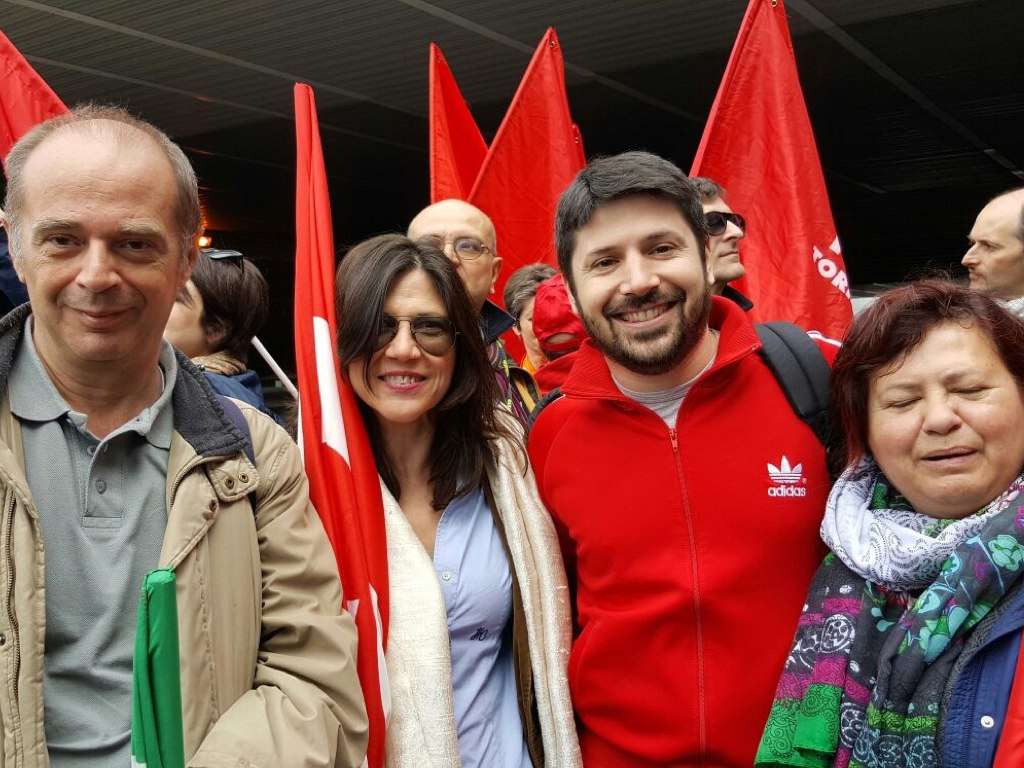 Sciopero, grande manifestazione del Gruppo Unipol