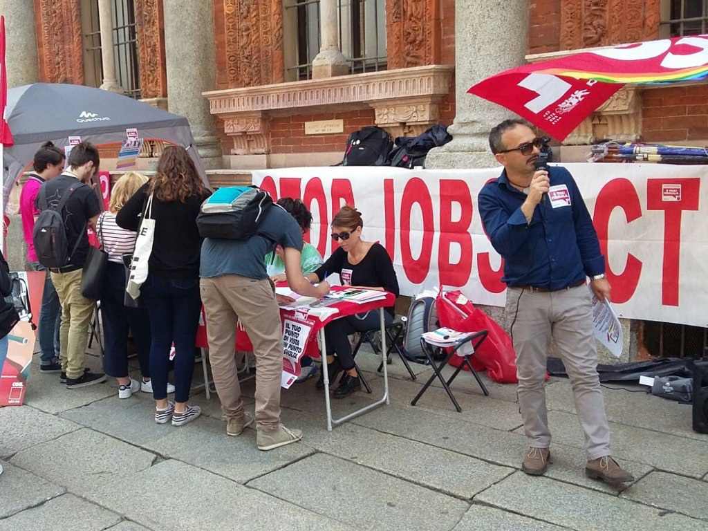 A Milano prosegue la raccolta firme della Fisac #SfidaxiDiritti