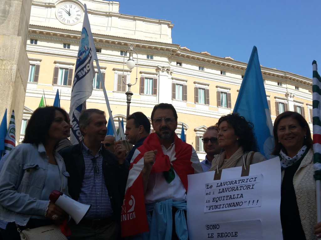 Riscossione in piazza a Montecitorio – Foto Gallery