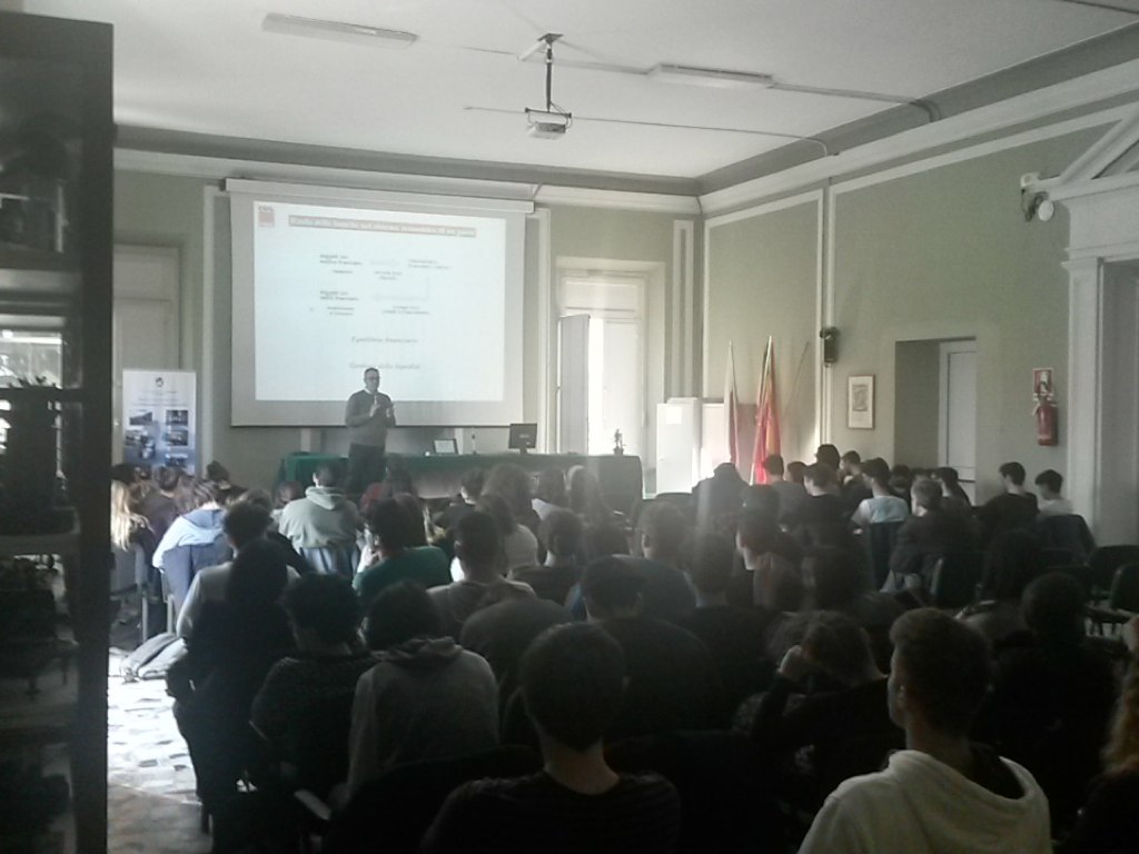 Livorno: la Fisac… a scuola di legalità