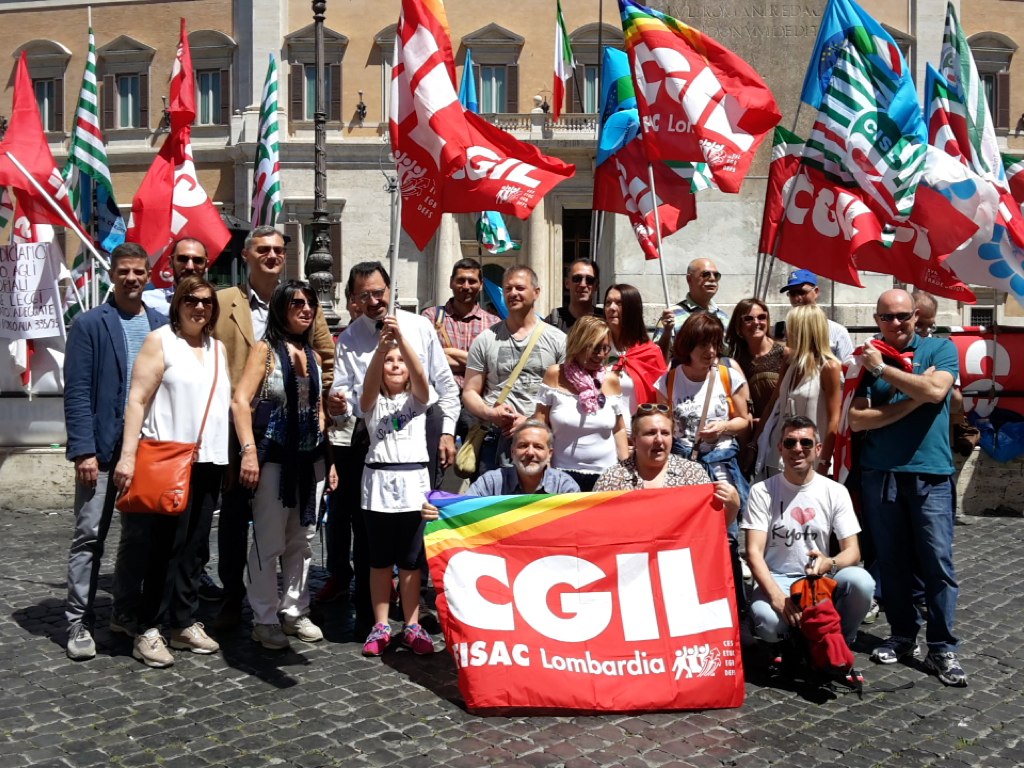 Equitalia, forte adesione allo sciopero del 26 maggio