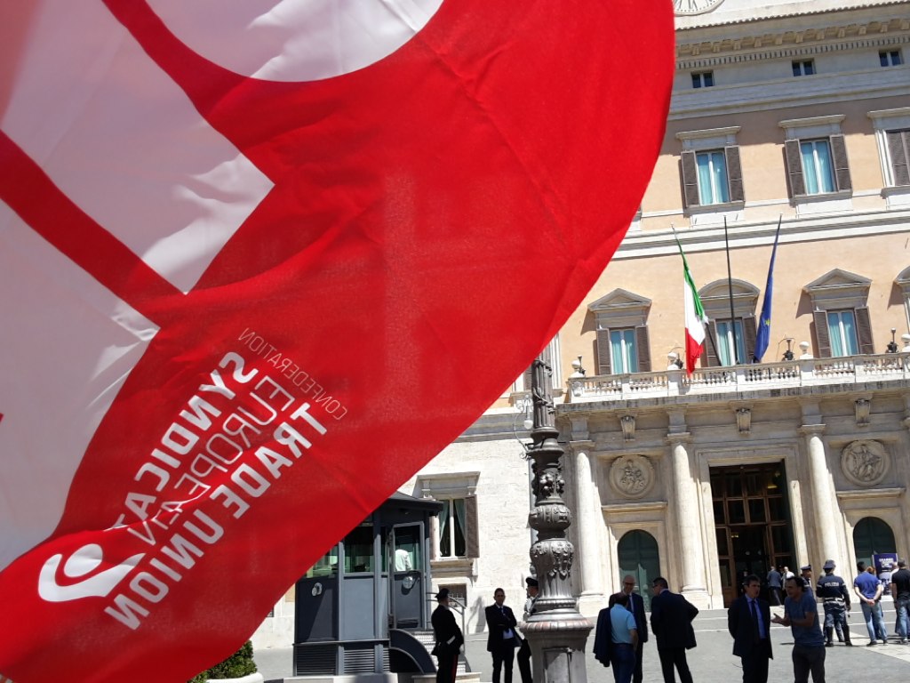 Sciopera con successo Equitalia, le foto del presidio