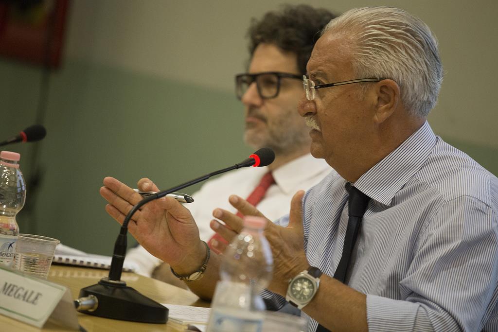 Poveri Salari tra diseguaglianze, crisi Bancarie e Contratti