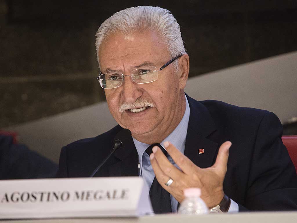 Megale: Credit Agricol Cariparma positivo annuncio acquisizione