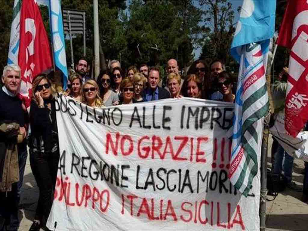 Sviluppo Italia Sicilia: lavoratori esclusi dall’albo unico
