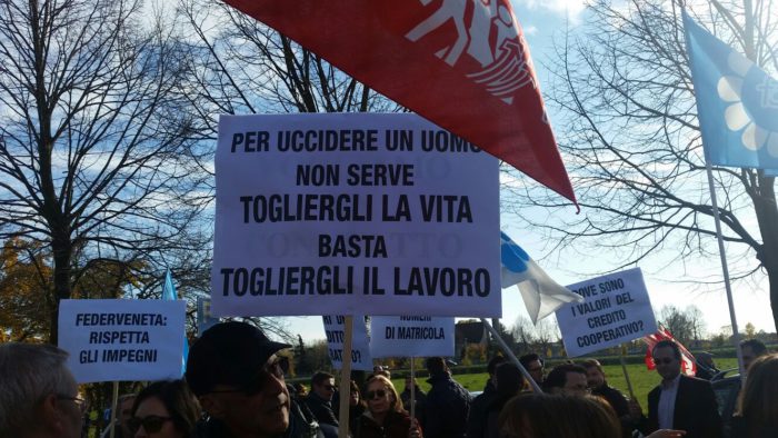 BCC Veneto, contro i licenziamenti la carica dei 700!
