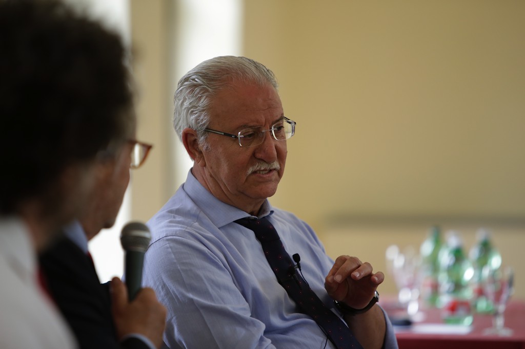 Una manovra che fa male alle banche, ai correntisti, ai consumatori