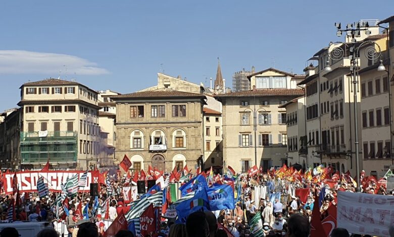 Firenze: lo sciopero per le lavoratrici e lavoratori di GKN