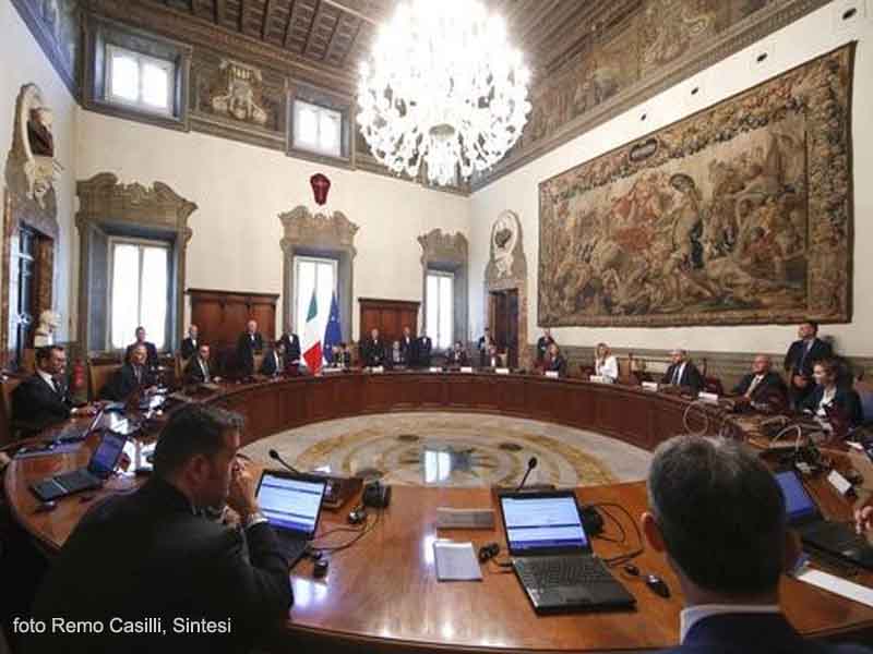 Fisco: il premier Conte riceve i sindacati